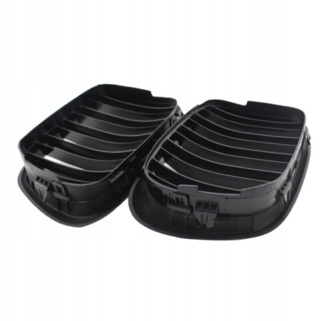 Nerki atrapa grill czarny połysk BMW E39 1995-2003 Sedan kombi